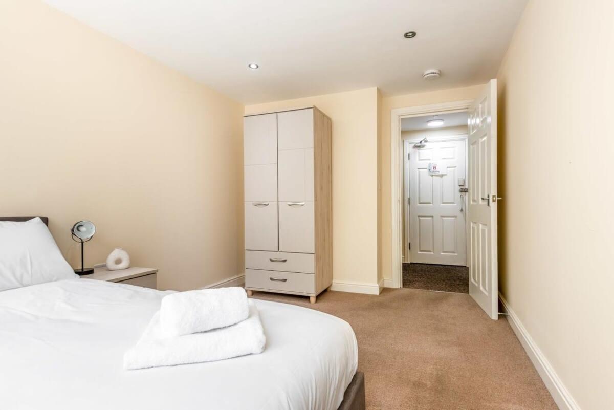 Bright 1 Bedroom Budget Flat In Central Pontefract Exteriér fotografie