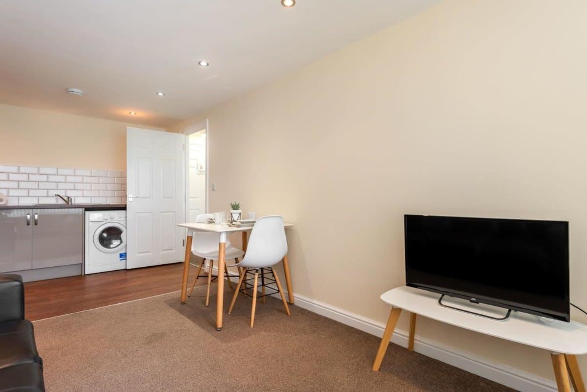 Bright 1 Bedroom Budget Flat In Central Pontefract Exteriér fotografie