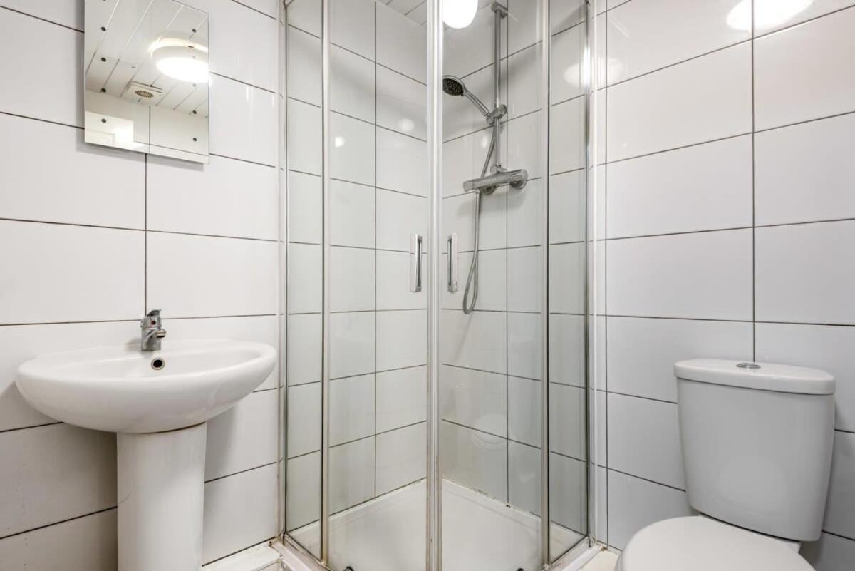 Bright 1 Bedroom Budget Flat In Central Pontefract Exteriér fotografie