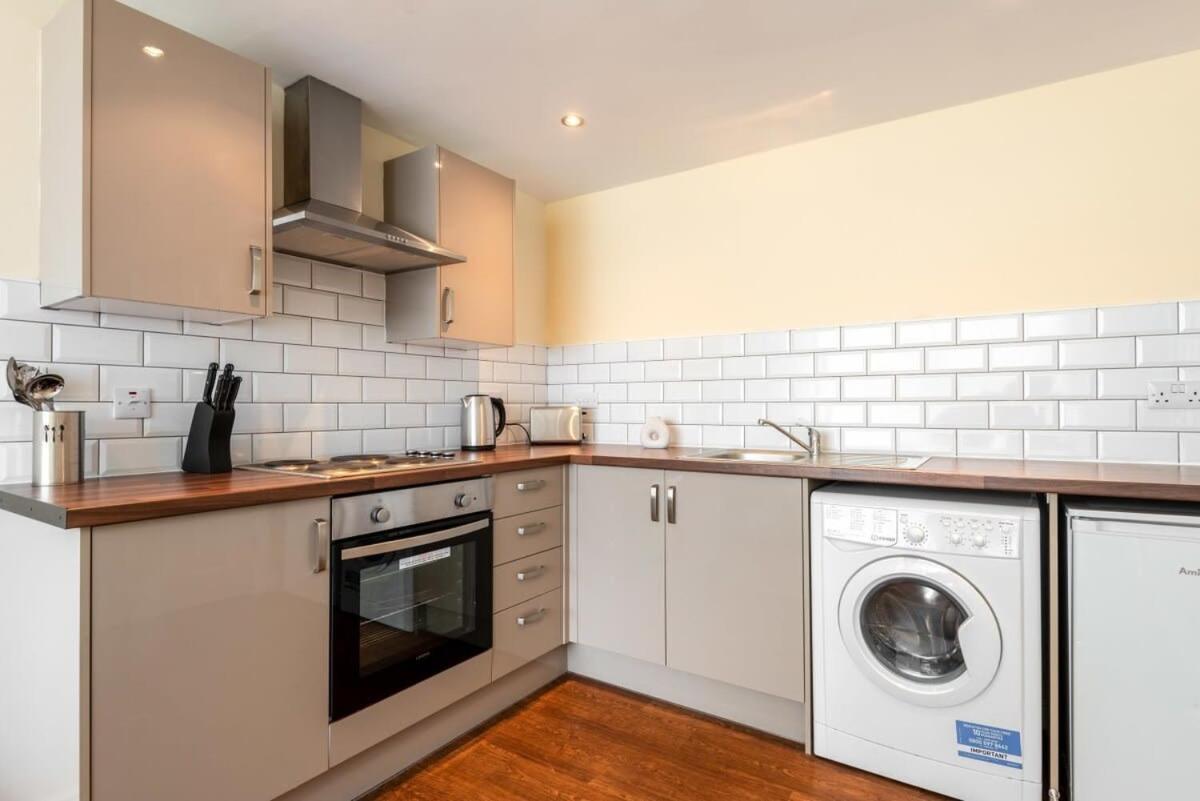 Bright 1 Bedroom Budget Flat In Central Pontefract Exteriér fotografie